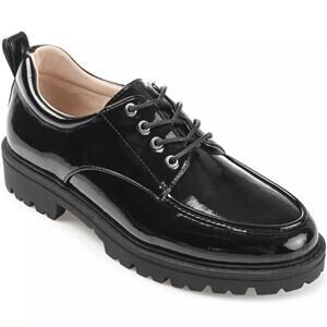 Journee Collection Women Zina Lug Sole Derby Oxfords Size US 8W Black Patent